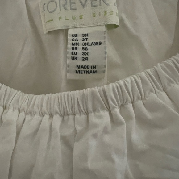 White Ruffled Women's Top - Picture 2 of 4